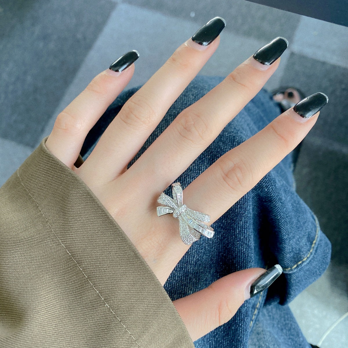 Bow Silver Ring 3011