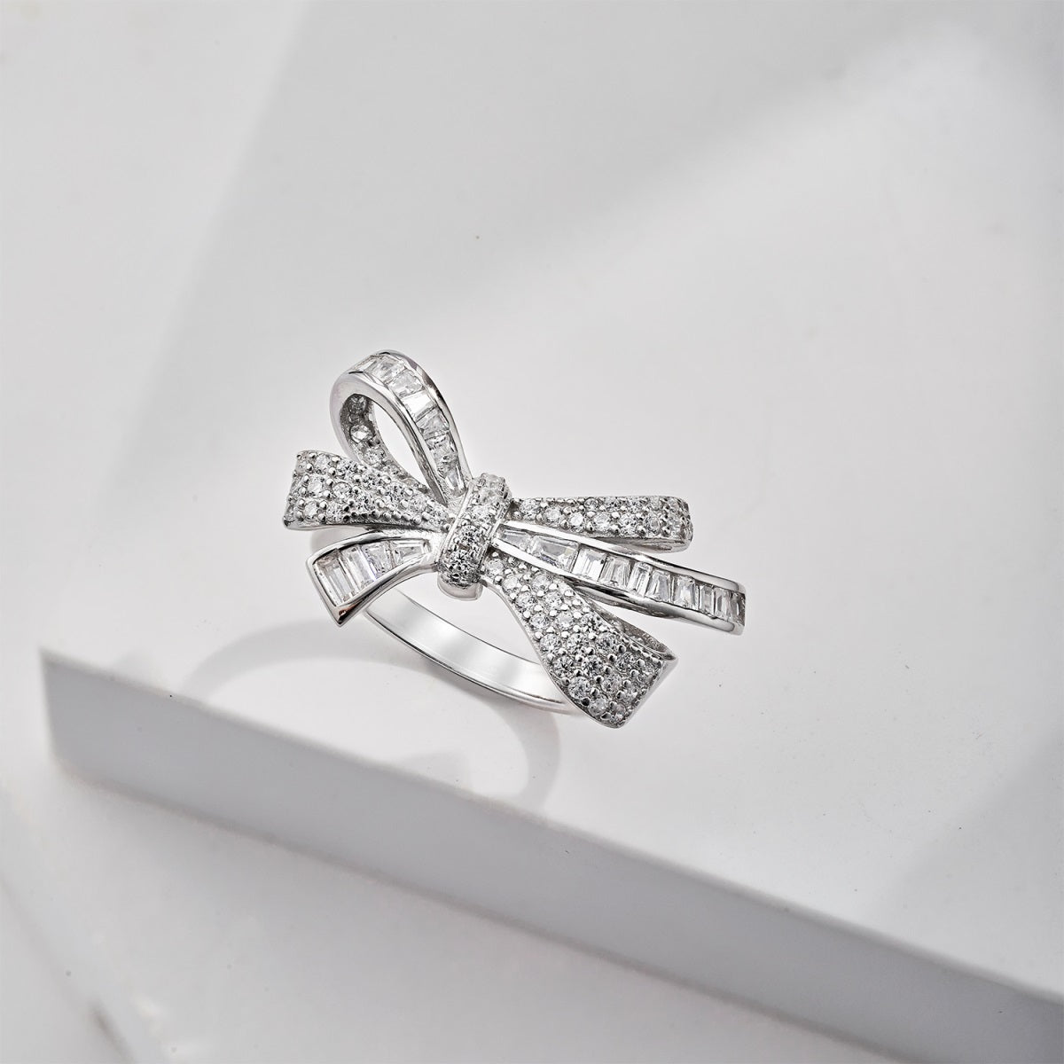Bow Silver Ring 3011