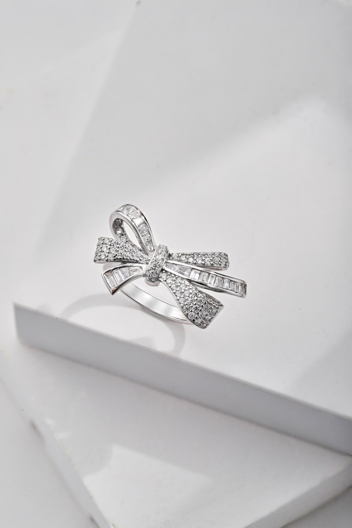 Bow Silver Ring 3011