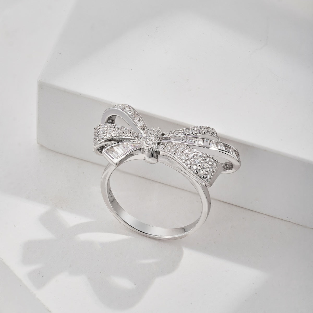 Bow Silver Ring 3011