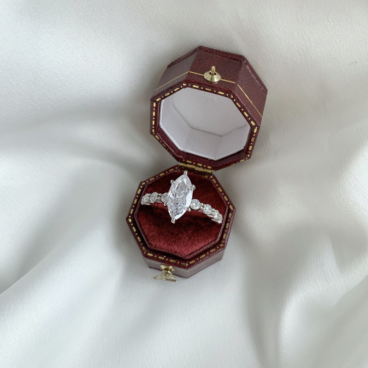 Selena Gomez Engagement Ring Marquise BZ120001