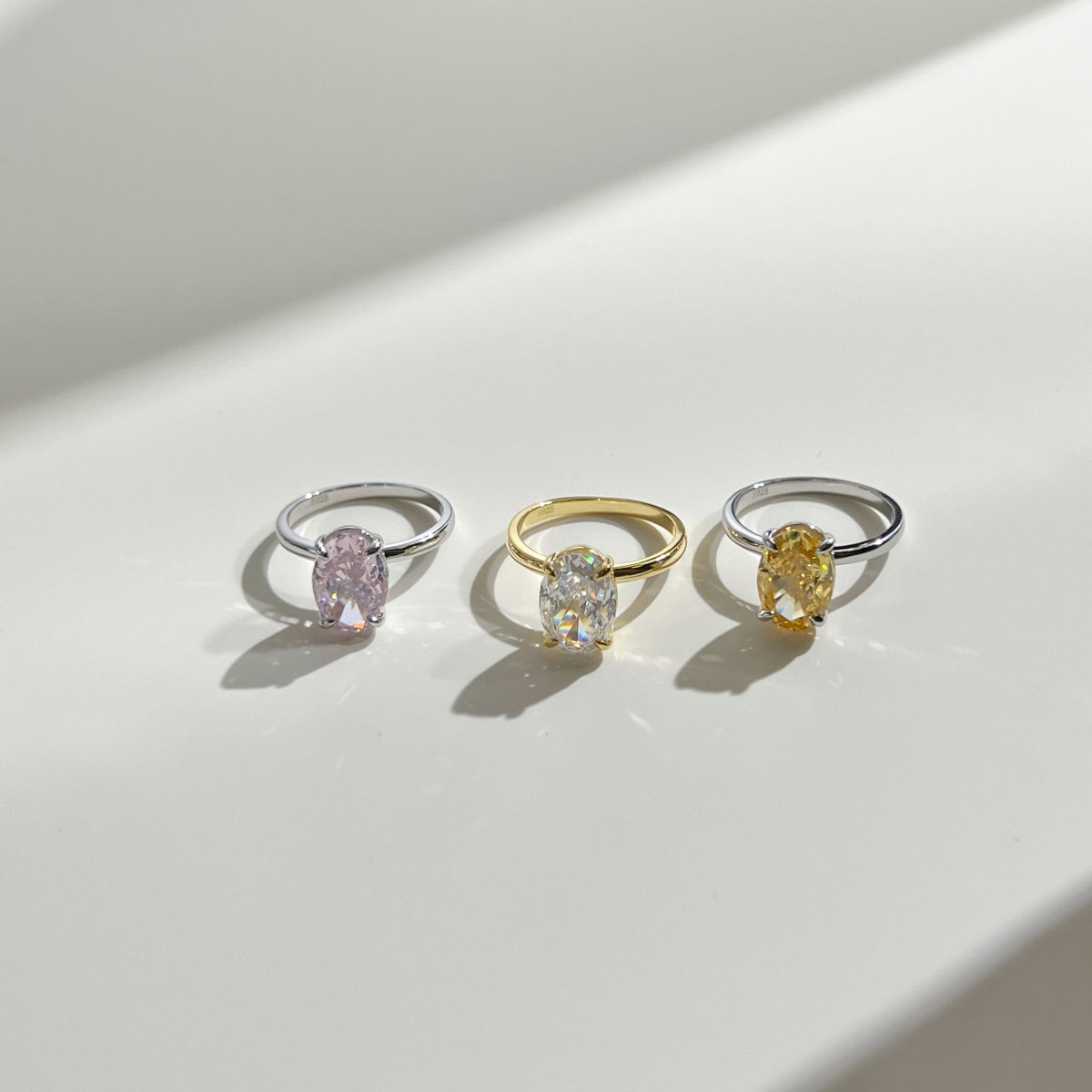 Classic Oval Stone Ring - 18K Gold Plated, 925 Silver Base