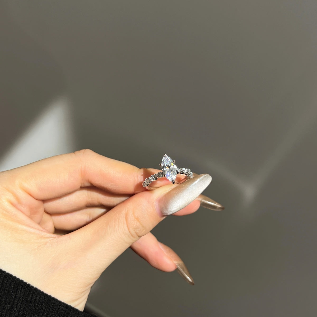 Selena Gomez Engagement Ring Marquise BZ120001