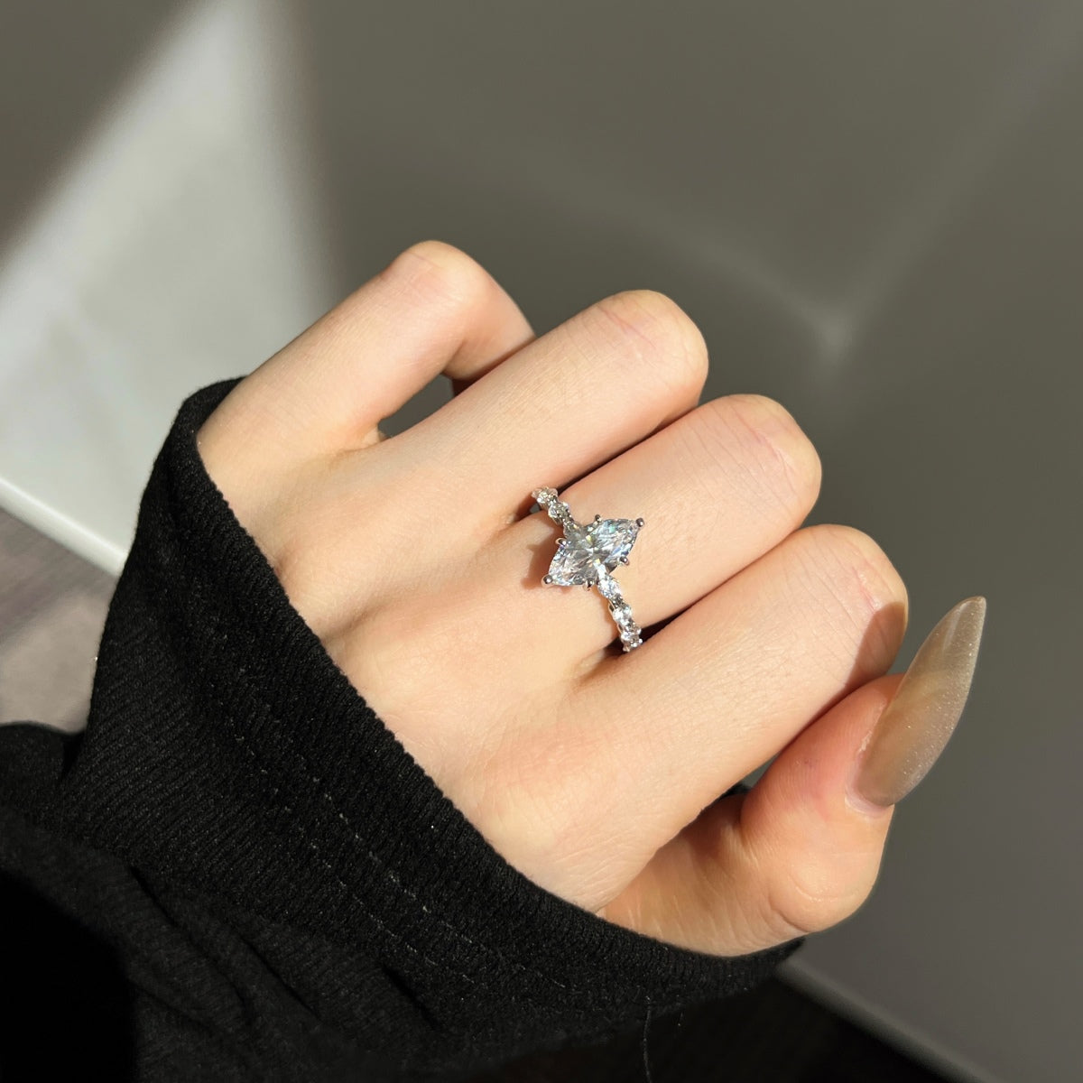 Selena Gomez Engagement Ring Marquise BZ120001