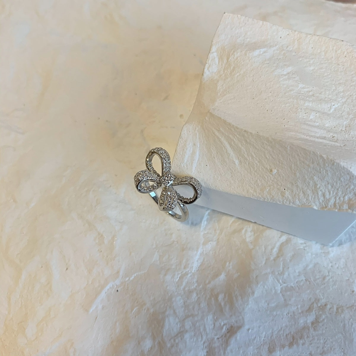 Bow Silver Ring 3010