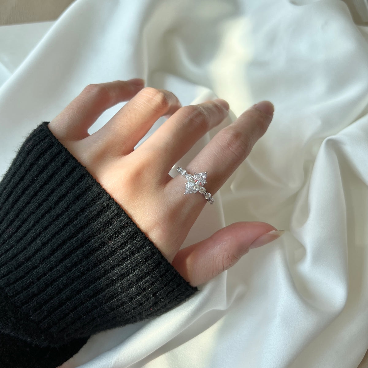 Selena Gomez Engagement Ring Marquise BZ120001