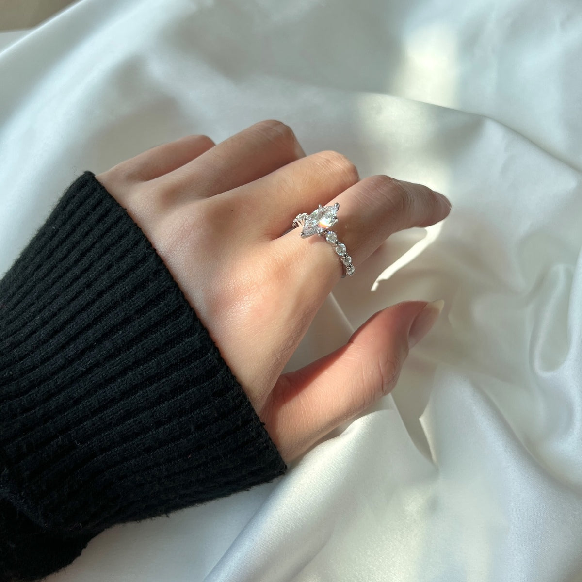 Selena Gomez Engagement Ring Marquise BZ120001