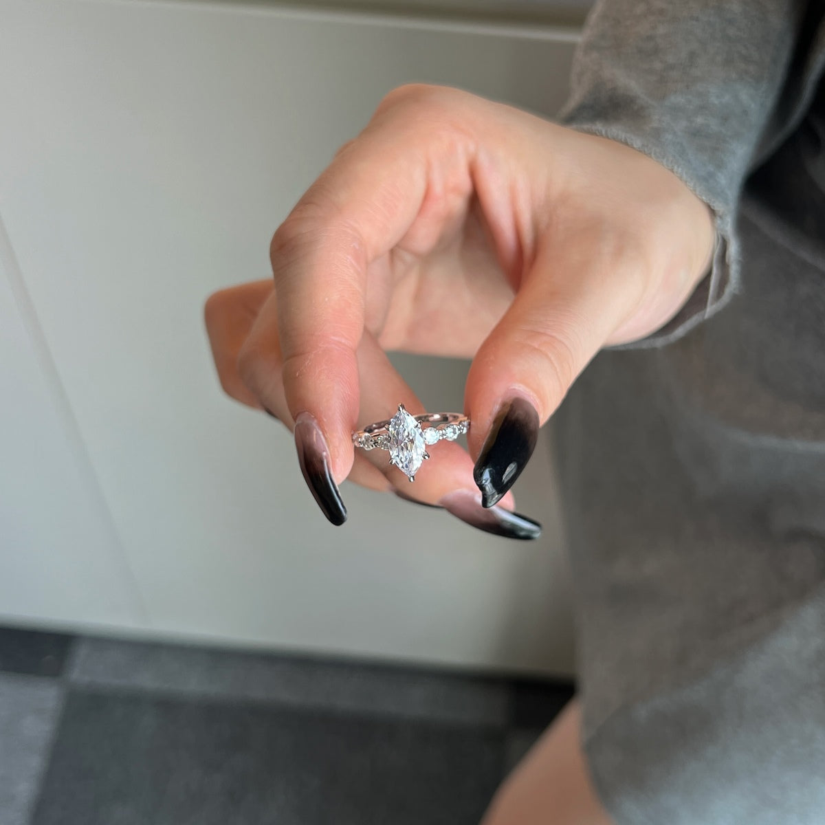 Selena Gomez Engagement Ring Marquise BZ120001
