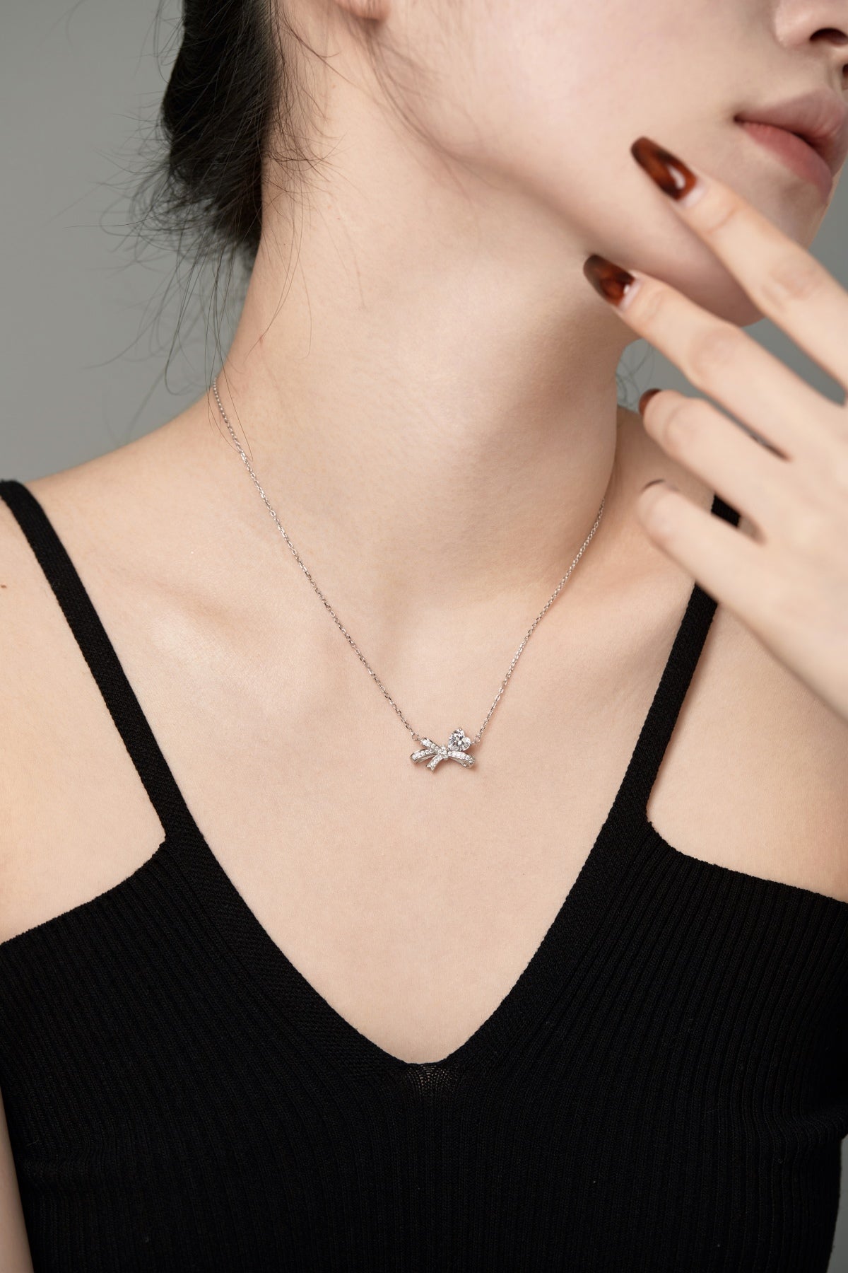 Bow Silver Necklace 3009