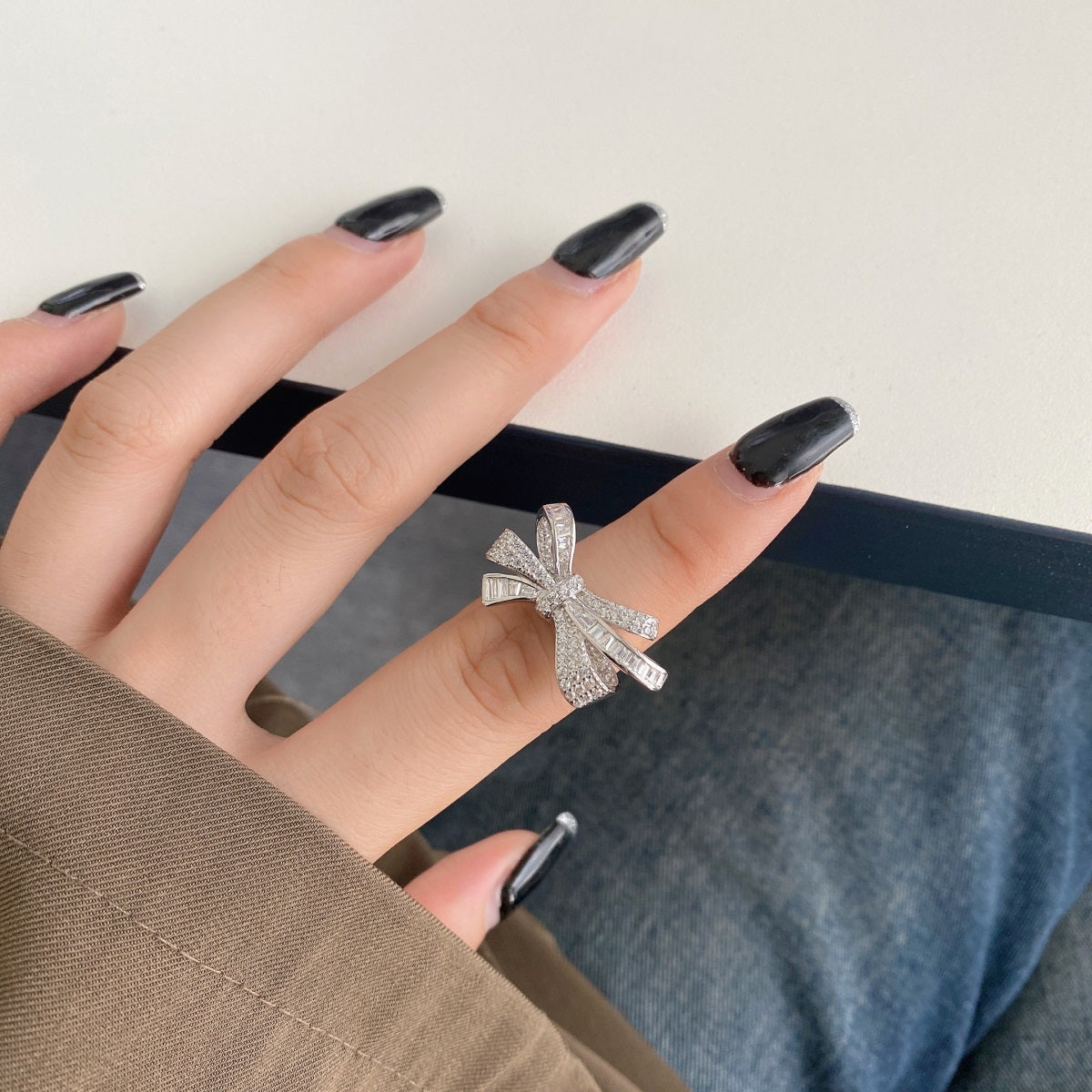 Bow Silver Ring 3011