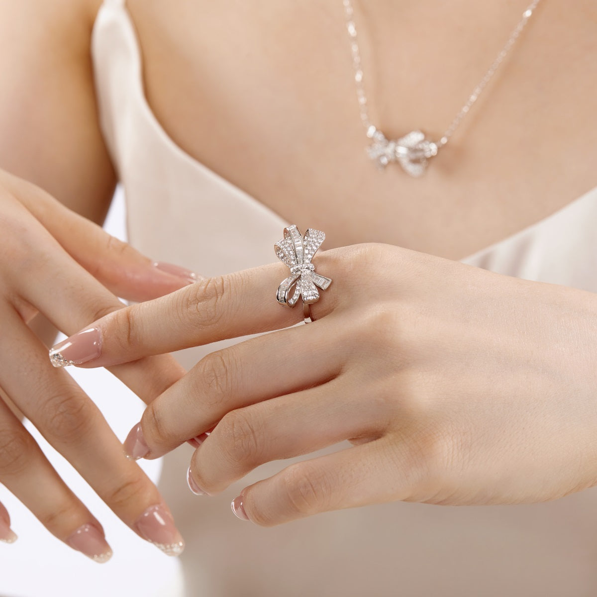 Bow Silver Ring 3011