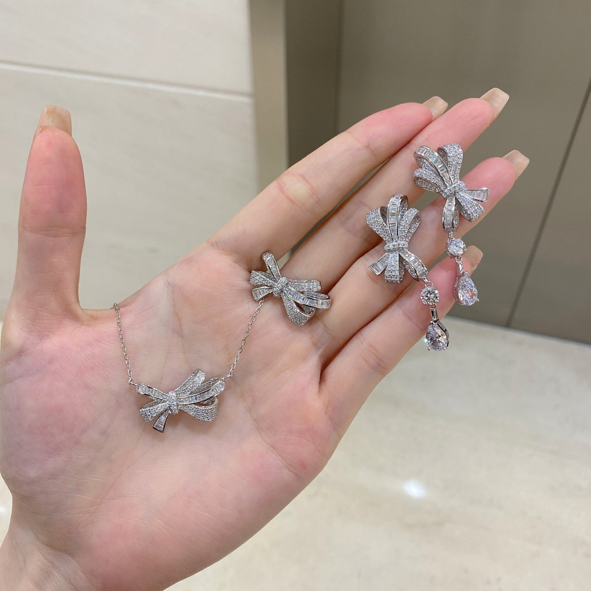 Bow Silver Ring 3011