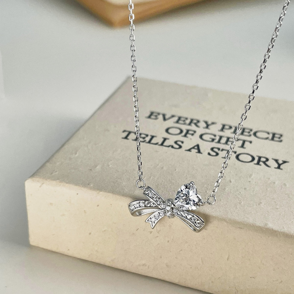 Bow Silver Necklace 3009